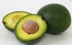 Avocado (local variety) 10kg.